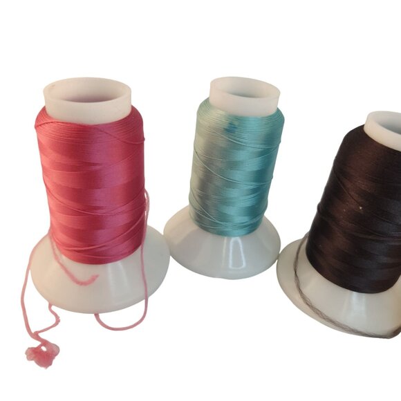 Woolly Nylon Sewing Thread Spools Mixed 100% Nylon Assorted Colors - Picture 9 of 10